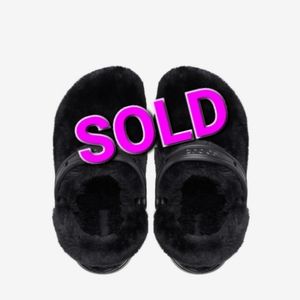 CROCS fur sure